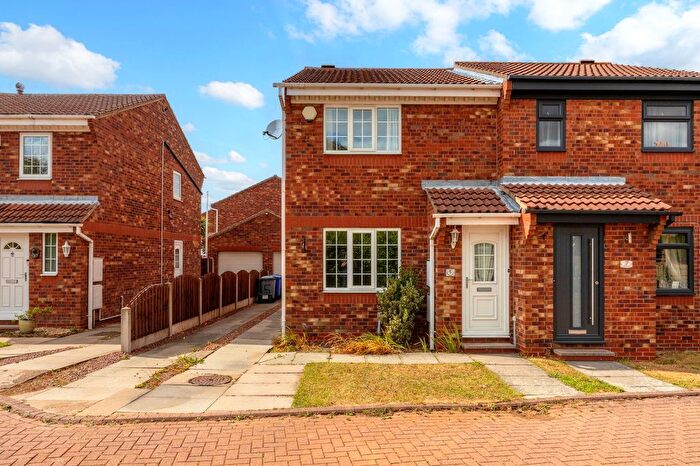 3 Bedroom Semi-Detached House For Sale In Meadowgates, Bolton-Upon-Dearne, Rotherham, S63