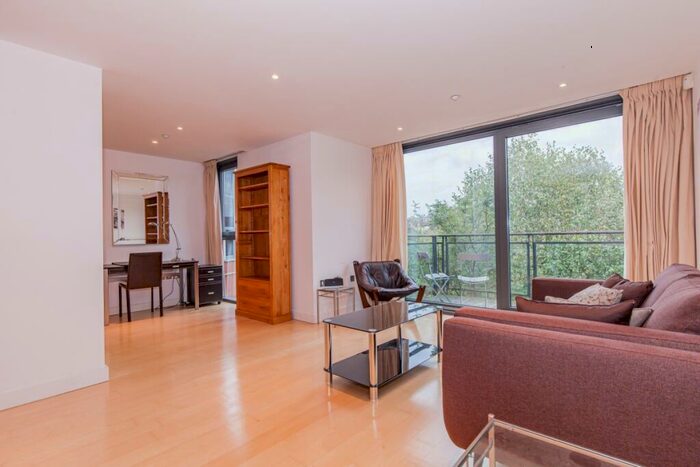 2 Bedroom Apartment To Rent In The Stream Edge, City Centre, OX1