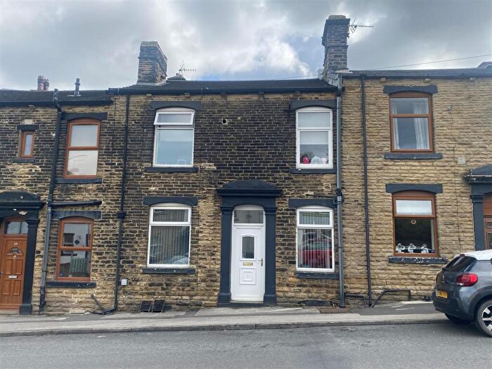 2 Bedroom Terraced House To Rent In Greenside, Pudsey, LS28