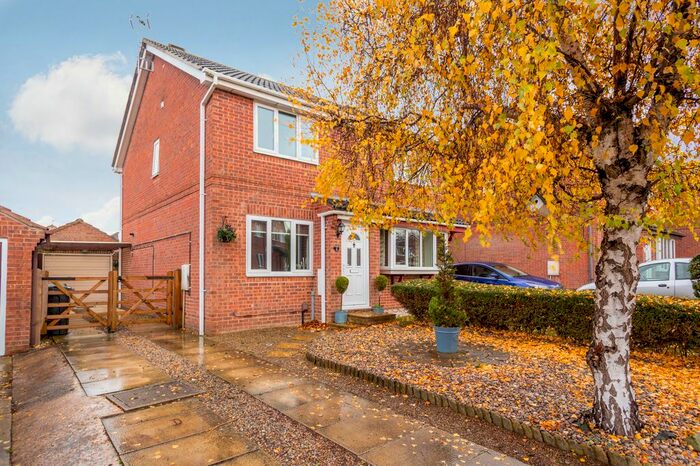 2 Bedroom Semi-Detached House To Rent In Deveron Way, York YO24