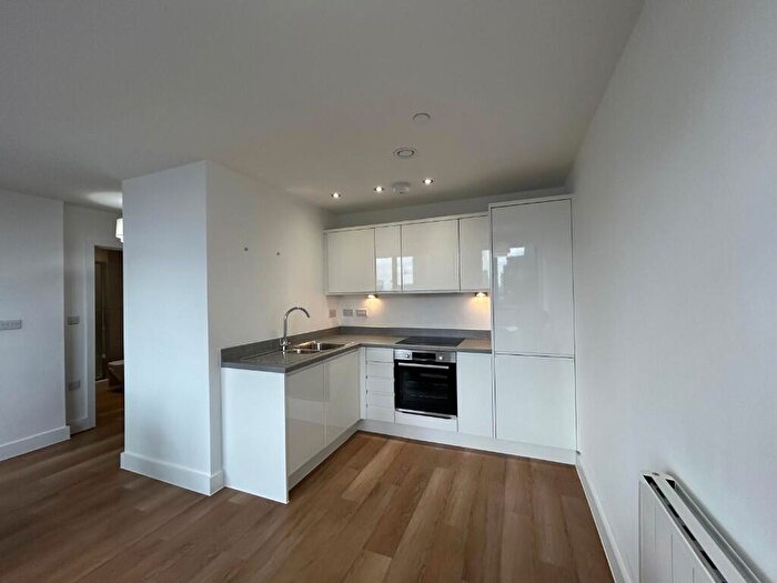 1 Bedroom Apartment To Rent In Talbot Road, Manchester, Greater Manchester, M16