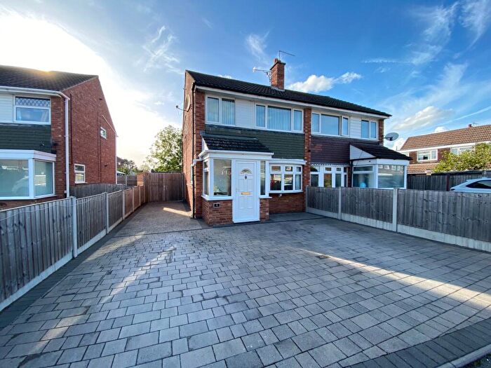 3 Bedroom Semi-Detached House For Sale In Ambleside Close, Crewe, CW2