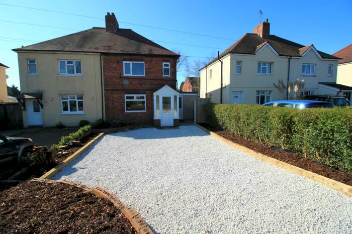 3 Bedroom Semi-Detached House To Rent In Wattling Street, Mile Oak, Tamworth, B78