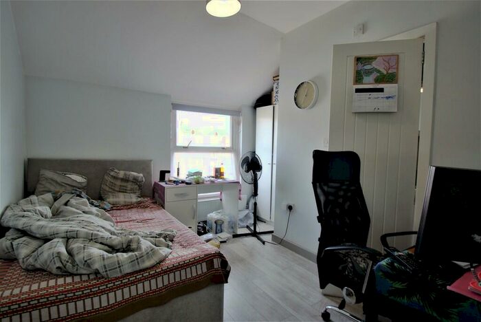 4 Bedroom Terraced House To Rent In Hollis Road, Coventry, CV3