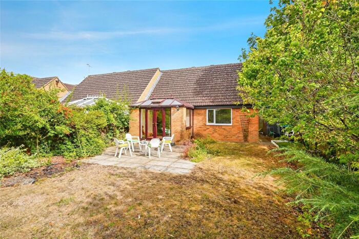 2 Bedroom Bungalow To Rent In Birchwood, Carterton, OX18