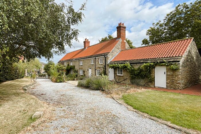 5 Bedroom Barn Conversion For Sale In Carr Lane, Wadworth, Doncaster, DN11