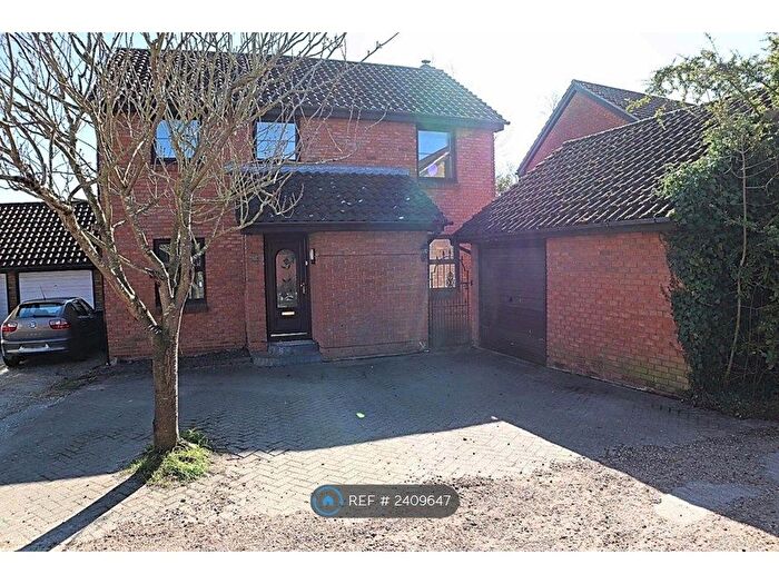 4 Bedroom Detached House To Rent In Millson Bank, Chelmsford, CM2