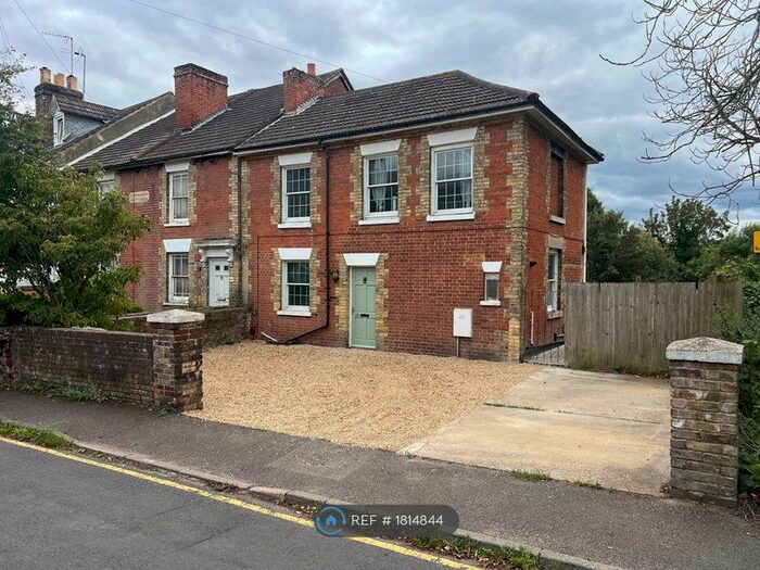 3 Bedroom Semi-Detached House To Rent In Lower Fant Road, Maidstone, ME16