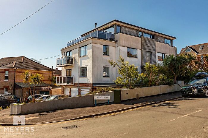 2 Bedroom Flat To Rent In Crosby Road, Bournemouth, BH4