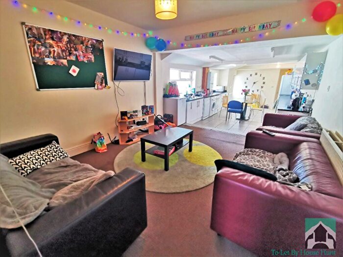 6 Bedroom Terraced House To Rent In Harrow Road, Birmingham, B29