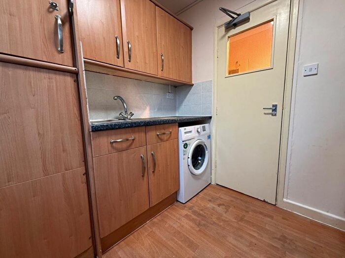 Studio To Rent In Cowley Road, Oxford, OX4