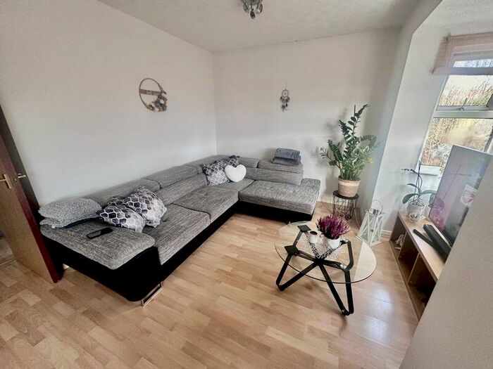 2 Bedroom Flat For Sale In Great Eastern Way, Fakenham, NR21