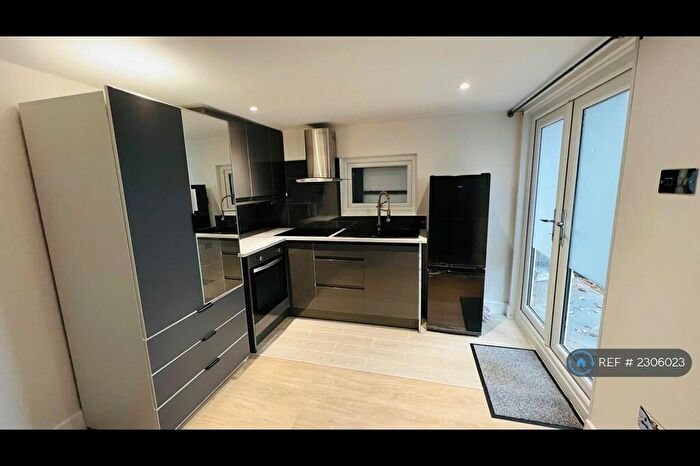 Studio To Rent In Walnut Close, Eastleigh, SO53