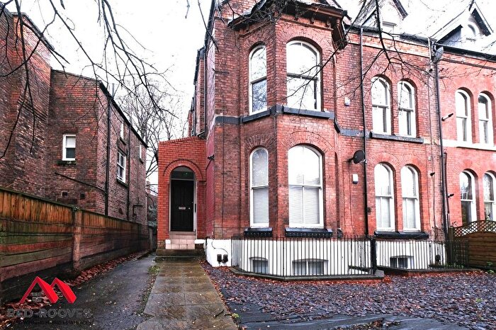 2 Bedroom Flat For Sale In Bertram Road, Liverpool, L17