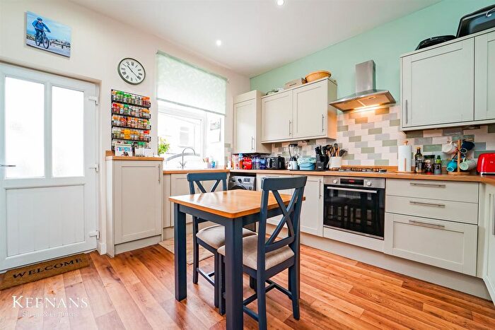 3 Bedroom Terraced House For Sale In East Street, Rawtenstall, BB4