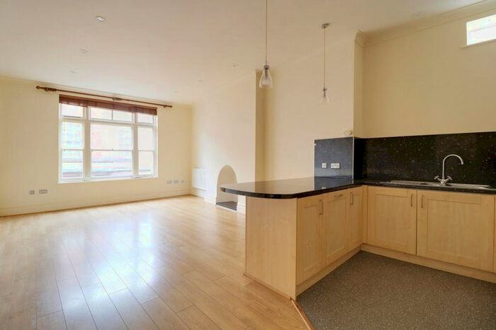 2 Bedroom Flat To Rent In Widemarsh Street, City Centre, Hereford, HR4