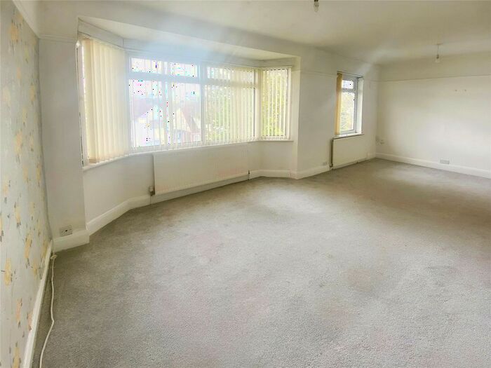 2 Bedroom Maisonette To Rent In Byron Road, Penenden Heath, Maidstone, Kent, ME14