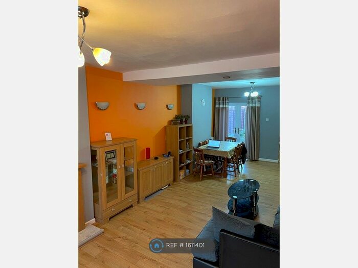 2 Bedroom Terraced House To Rent In Jodrell Street, Nuneaton, CV11