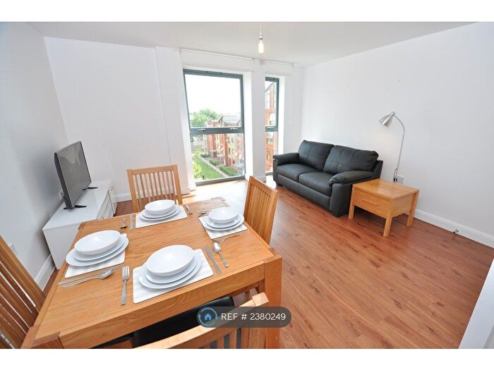 1 Bedroom Flat To Rent In City House, Croydon, CR0