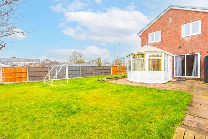 4 Bedroom Detached House For Sale In Sumpter Croft, Penwortham, PR1