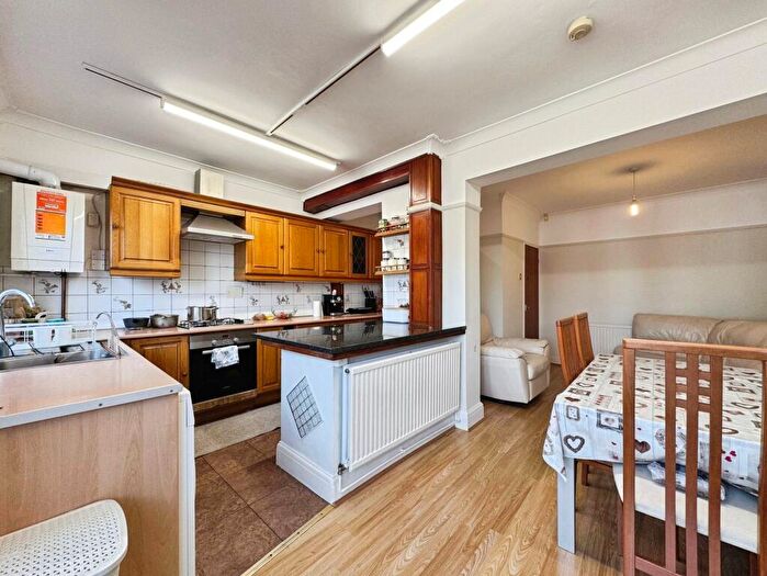3 Bedroom Terraced House For Sale In Constable Gardens, Edgware, HA8