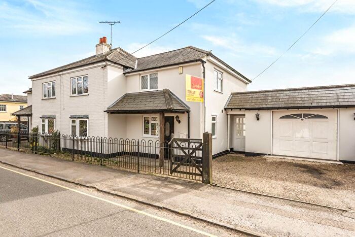 3 Bedroom Cottage To Rent In Winkfield, Windsor, SL4