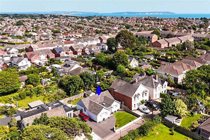 3 Bedroom Bungalow For Sale In Barton Lane, Barton On Sea, New Milton, Hampshire, BH25