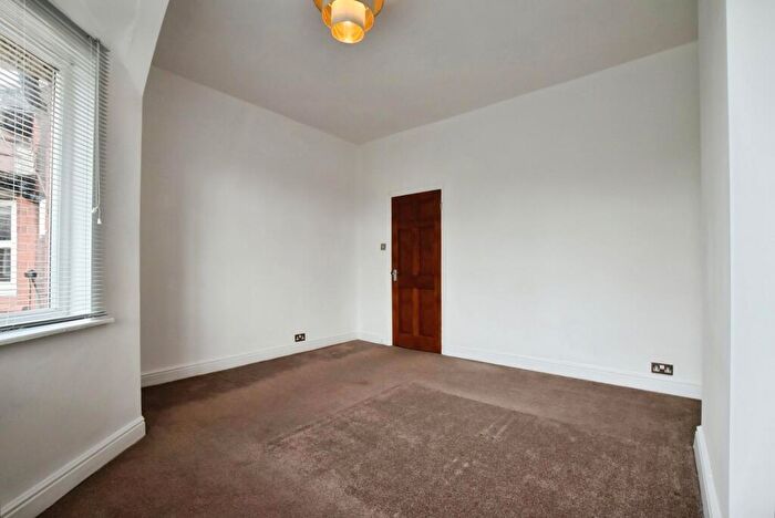 2 Bedroom End Of Terrace House To Rent In School Lane, Manchester, Greater Manchester, M20
