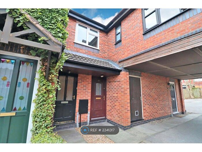 2 Bedroom Maisonette To Rent In Teal Court, Blackpool, FY3