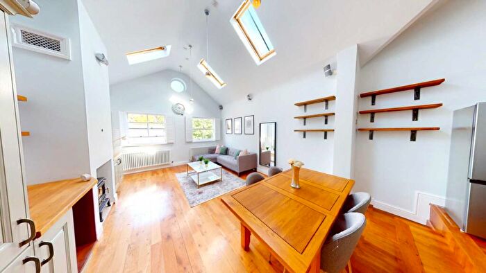 2 Bedroom Duplex To Rent In Clarence Street, Liverpool, L3