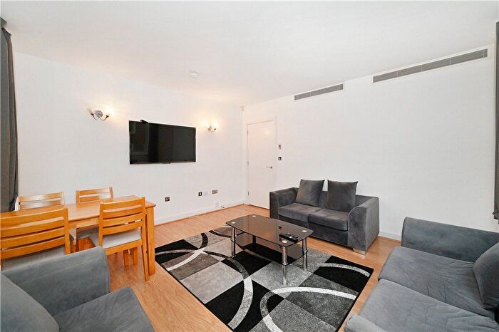 2 Bedroom Flat For Sale In Burwood Place, Hyde Park, W2