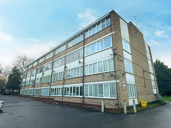 1 Bedroom Flat To Rent In Swanston Grange, Dunstable Road, Luton, LU4