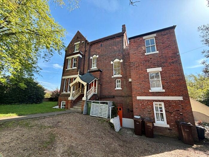 2 Bedroom Flat For Sale In Flat, Victoria Road, Colchester, Essex, CO3