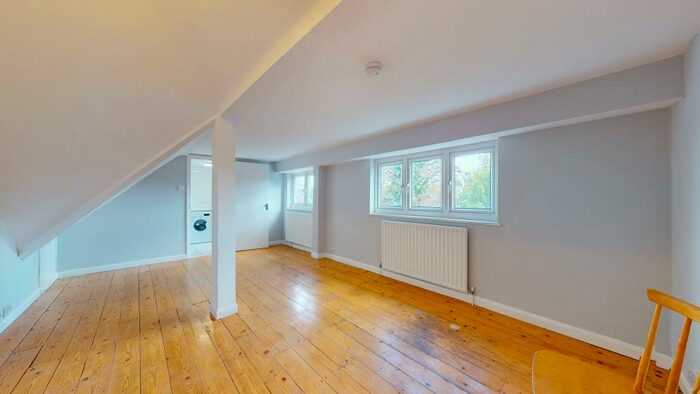 1 Bedroom Flat To Rent In Ambrose Avenue, NW11