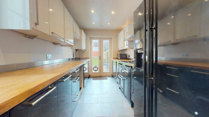 4 Bedroom End Of Terrace House To Rent In Eastern Road, Brighton, BN2