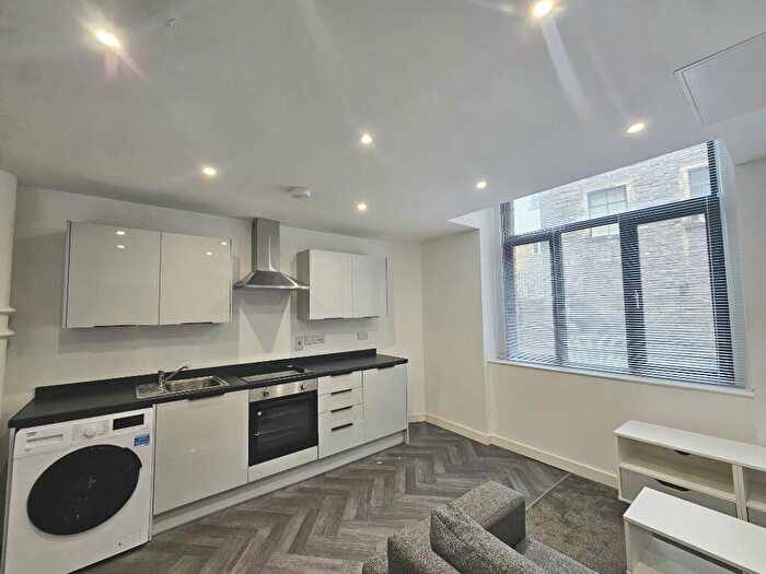 2 Bedroom Apartment To Rent In Duke Street, Bradford, BD1