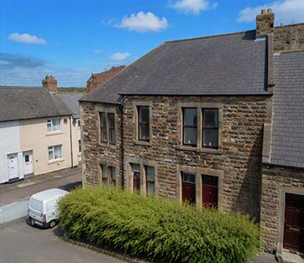 2 Bedroom Flat For Sale In King Street, Alnwick, NE66