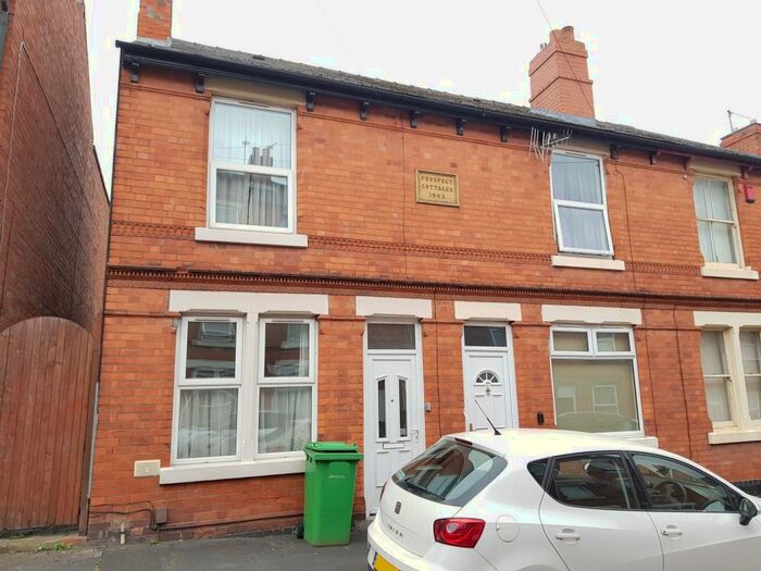2 Bedroom End Of Terrace House To Rent In Latham Street, Nottingham, NG6