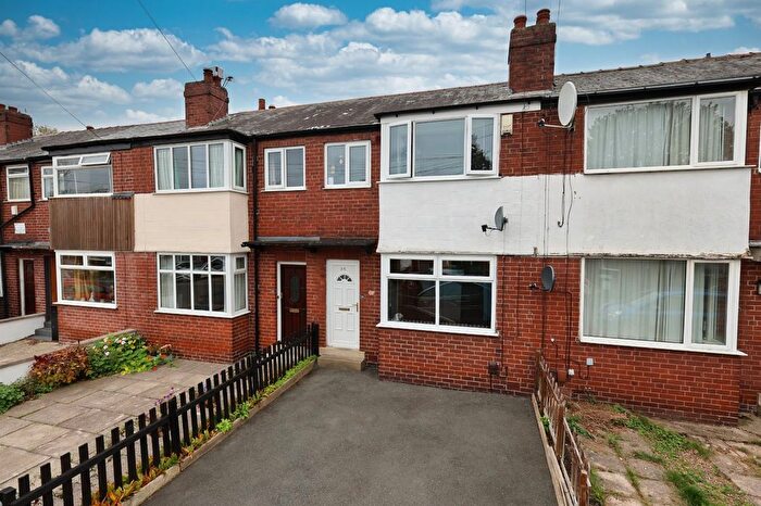 3 Bedroom Terraced House For Sale In Park View Avenue, Leeds, West Yorkshire, LS4