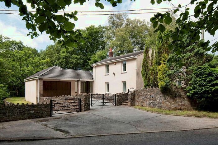 4 Bedroom Detached House For Sale In Heol Y Foel, Brynamman, Ammanford, Neath Port Talbot, SA18