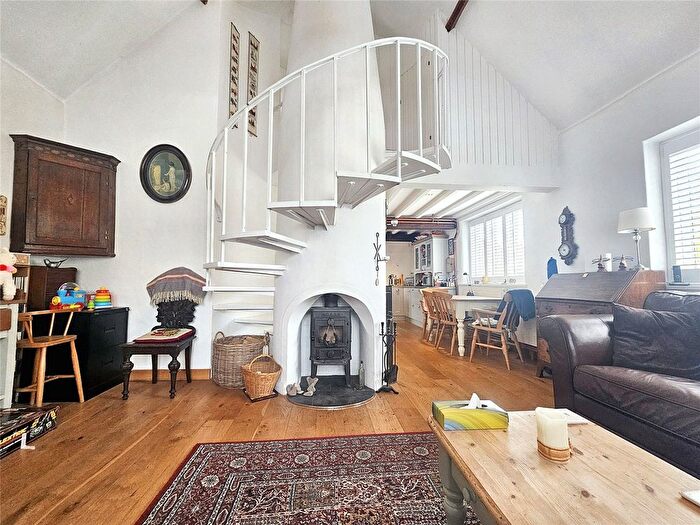 3 Bedroom Semi-detached House For Sale In The Street, Graffham, Petworth, West Sussex, GU28