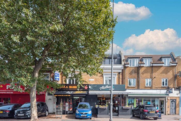 2 Bedroom Flat To Rent In Hoe Street, Walthamstow, E17