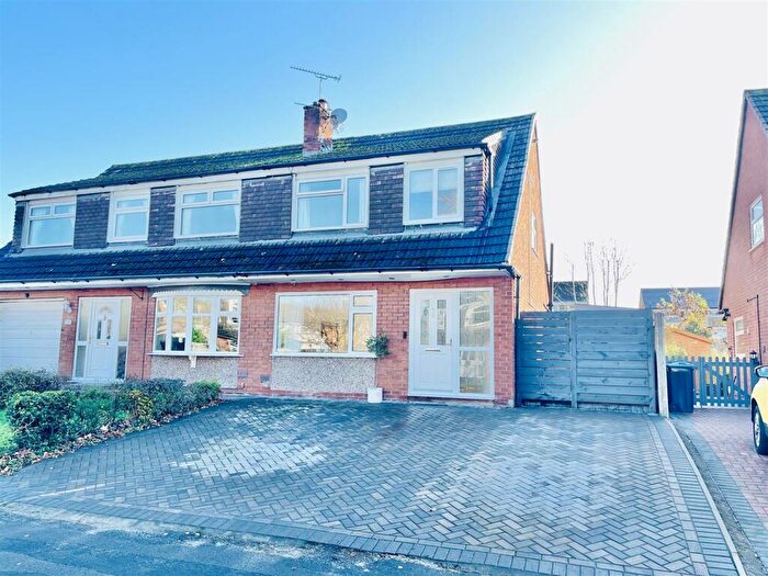 3 Bedroom Semi Detached House For Sale In Brereton Road, Hartford, Northwich, CW8