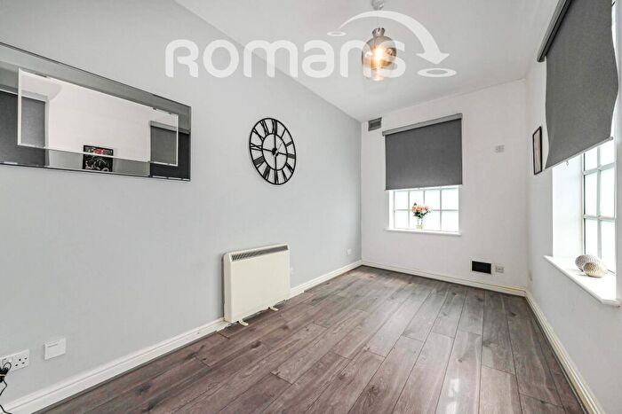 1 Bedroom Flat To Rent In High Street, Bracknell, RG12