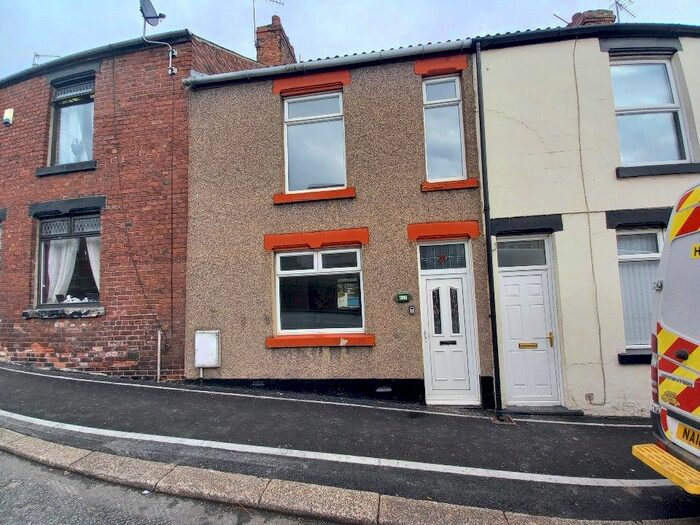 3 Bedroom Terraced House To Rent In Commercial Street, Ferryhill, DL17