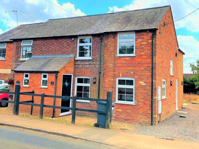 4 Bedroom Semi-Detached House To Rent In Main Road, Lacey Green, HP27