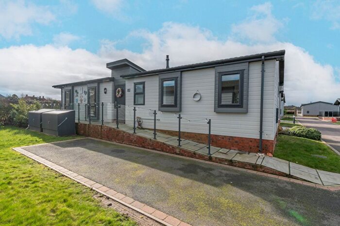 2 Bedroom Park Home For Sale In Back Lane, Burnham Market, PE31