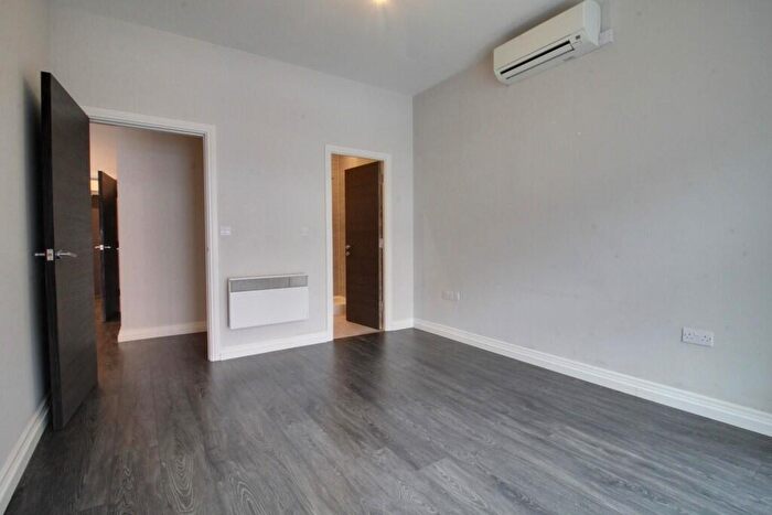 2 Bedroom Apartment To Rent In Lion Court, Warstone Lane, Jewellery Quarter, B18