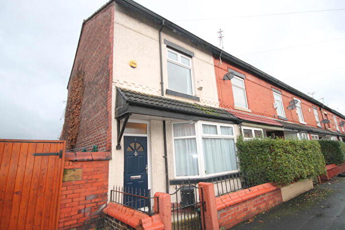 2 Bedroom End Of Terrace House To Rent In Cleveland Avenue, Levenshulme, Manchester, M19
