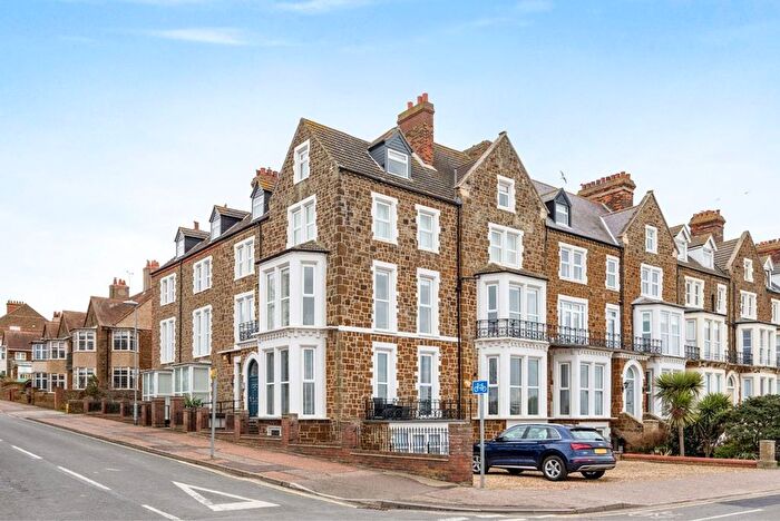 2 Bedroom Flat For Sale In Boston Square, Hunstanton, PE36